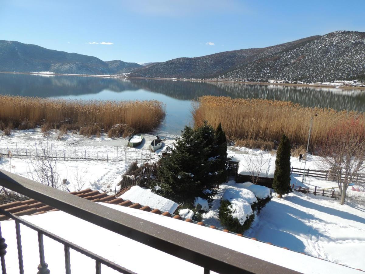 Prespes Lake View Family Apartment Флорина Экстерьер фото